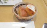 カンパネ食堂 トマトパン.gif